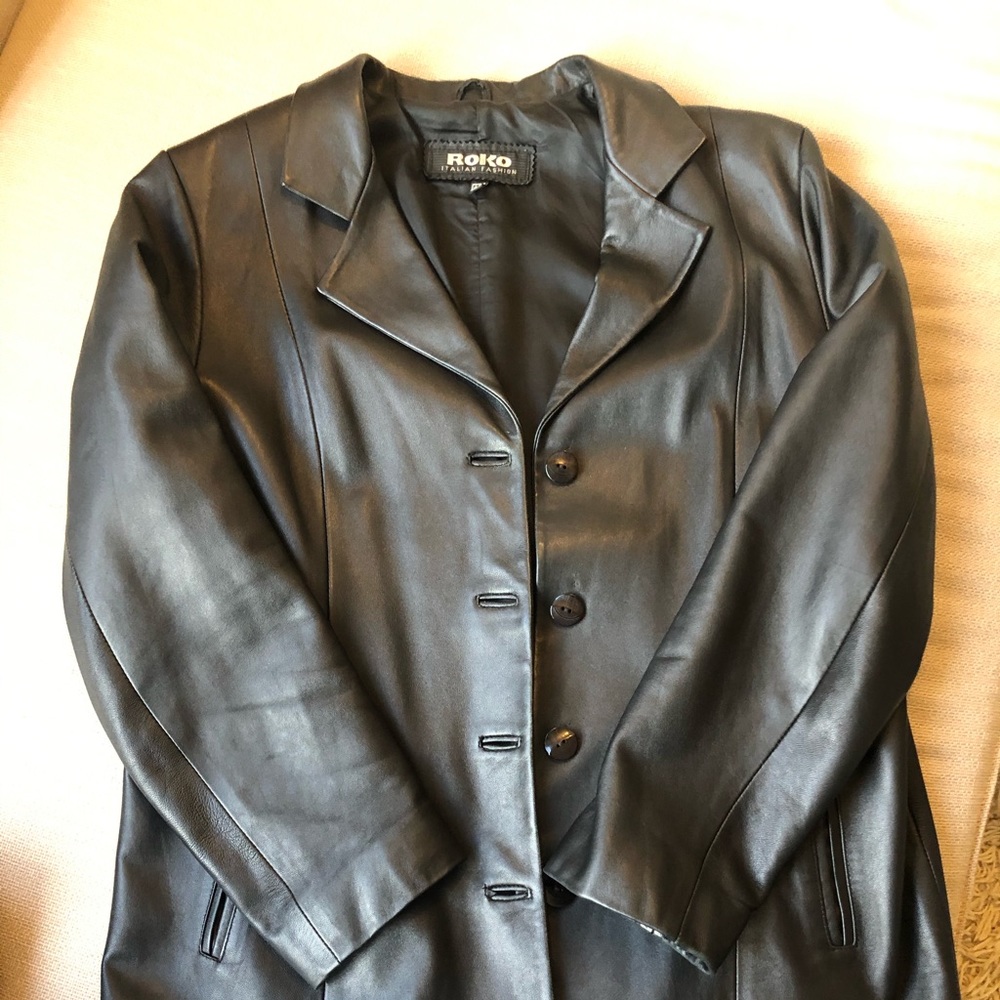 Natural Leather lamb jacket/ blazer, size L Like a New.